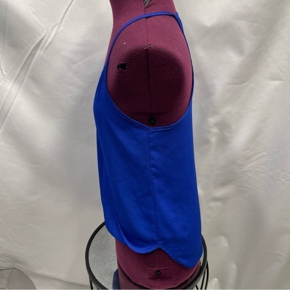 Thin royal blue lily white xs top - Picture 2 of 6